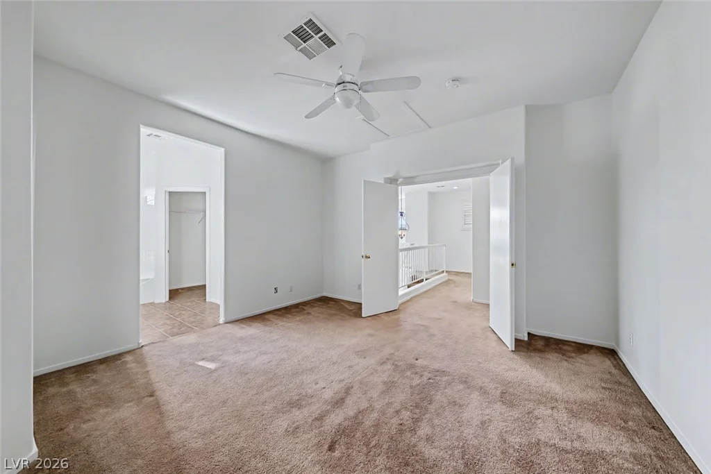 999 Whispering Grove, Las Vegas, NV 89123