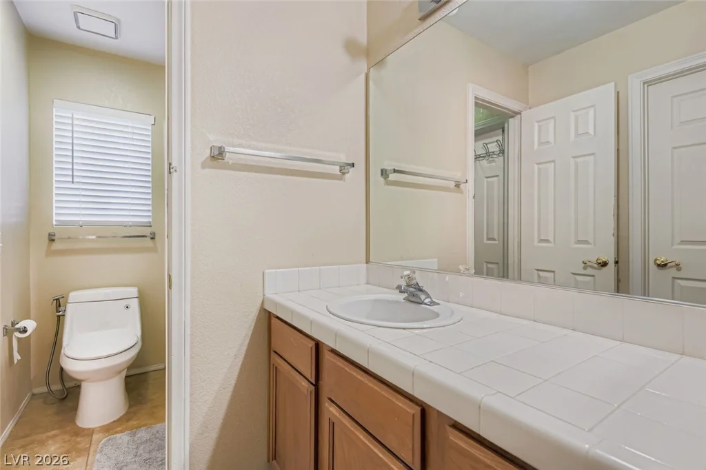 405 Donner Pass, Henderson, NV 89014