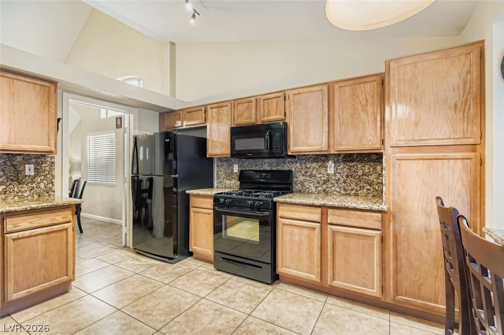 405 Donner Pass, Henderson, NV 89014