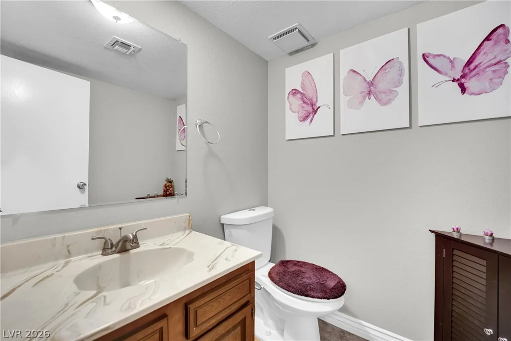 804 Pepperwood, Las Vegas, NV 89107