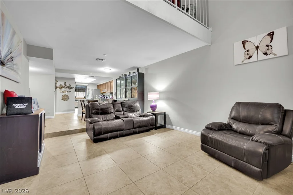 804 Pepperwood, Las Vegas, NV 89107