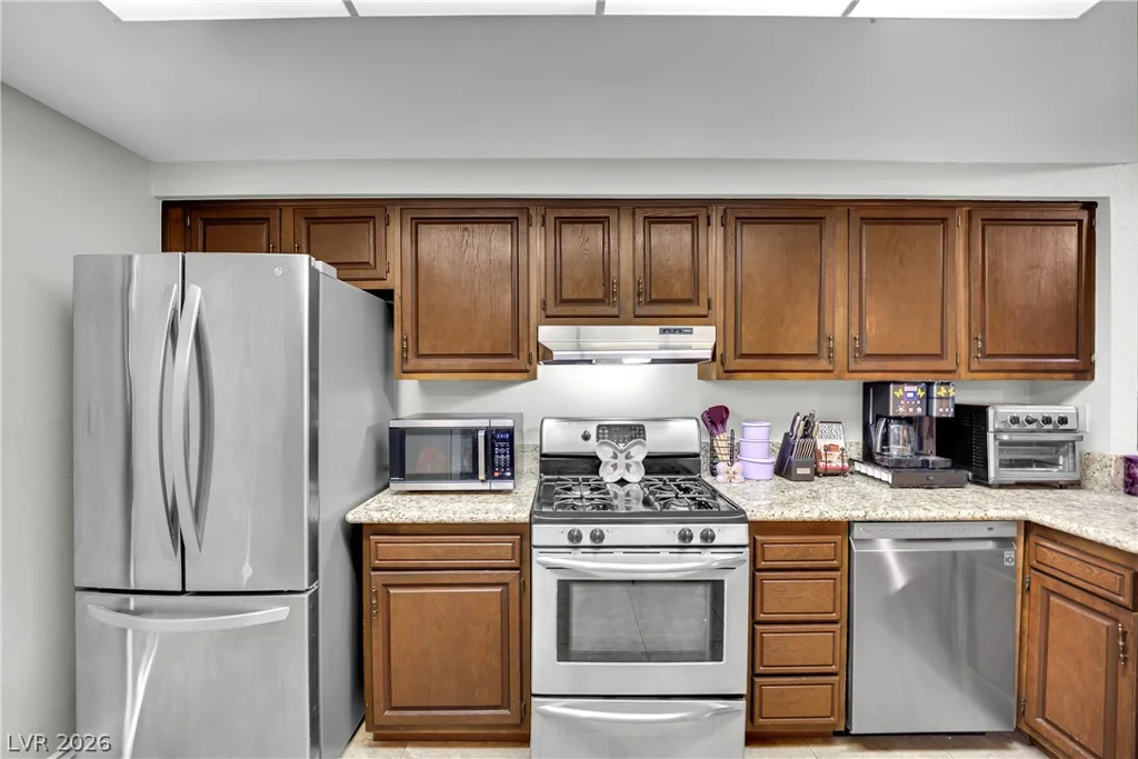 804 Pepperwood, Las Vegas, NV 89107