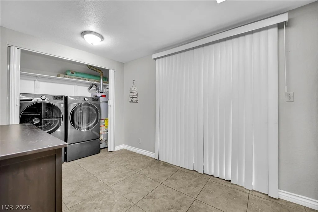 804 Pepperwood, Las Vegas, NV 89107