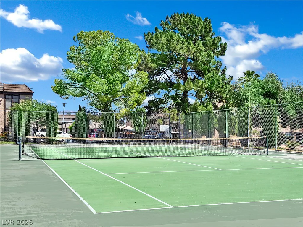 804 Pepperwood, Las Vegas, NV 89107