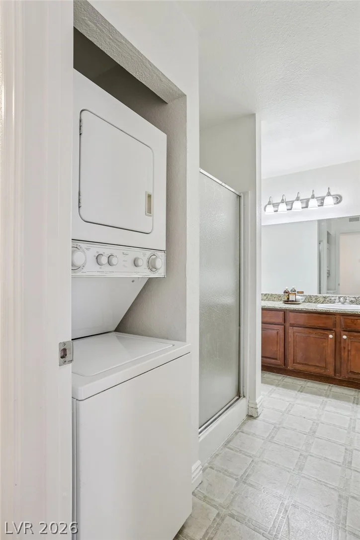4050 Pacific Harbors, Las Vegas, NV 89121
