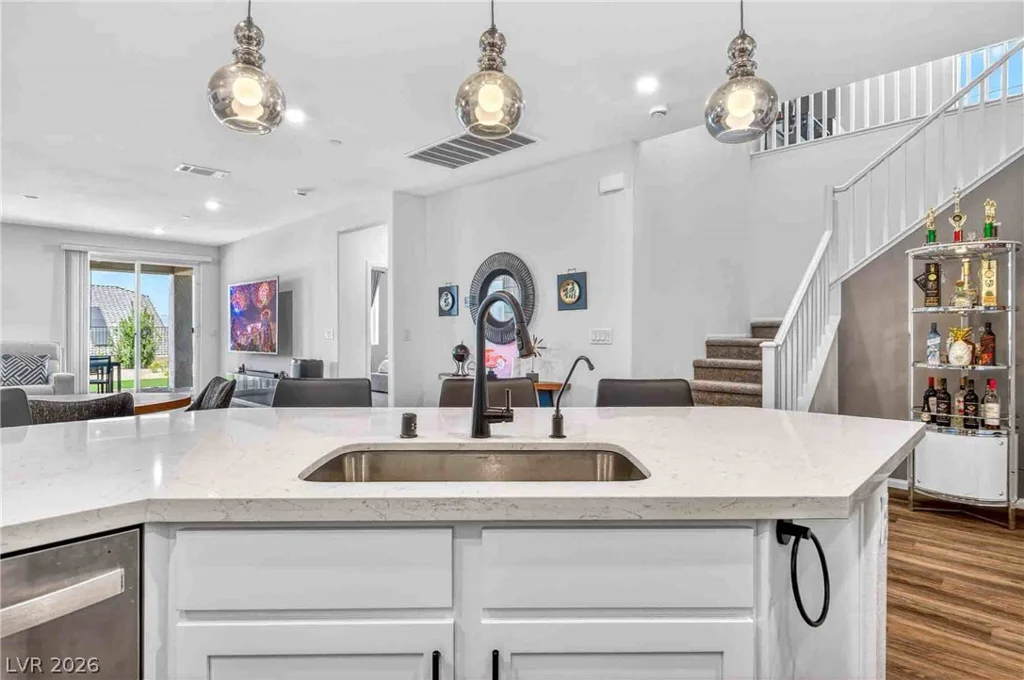 312 Parawan, Henderson, NV 89015