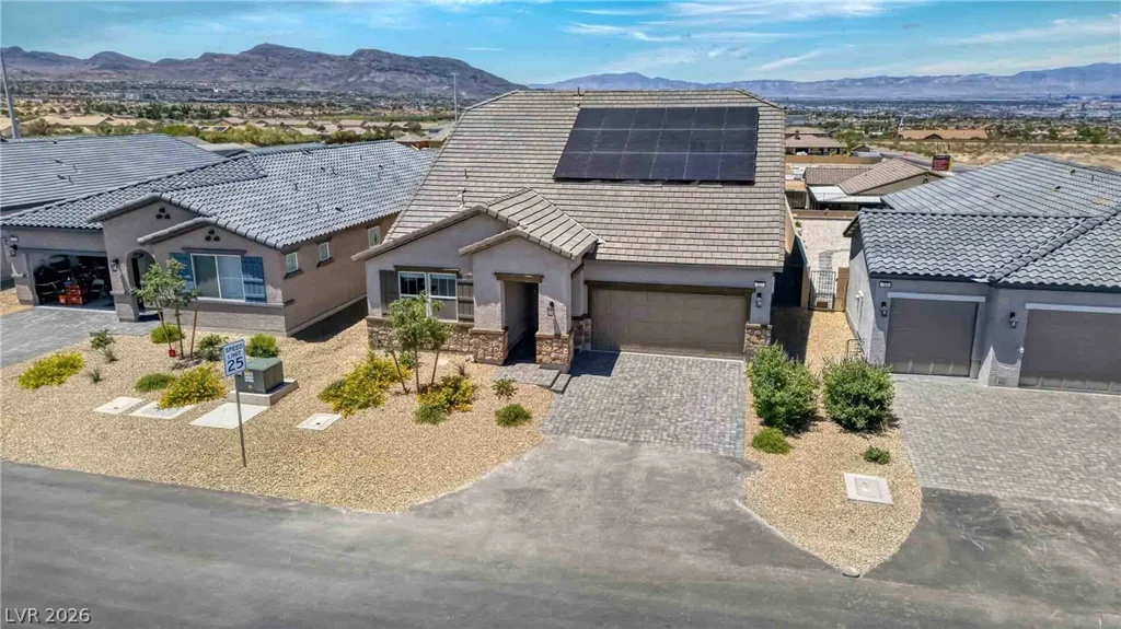 312 Parawan, Henderson, NV 89015