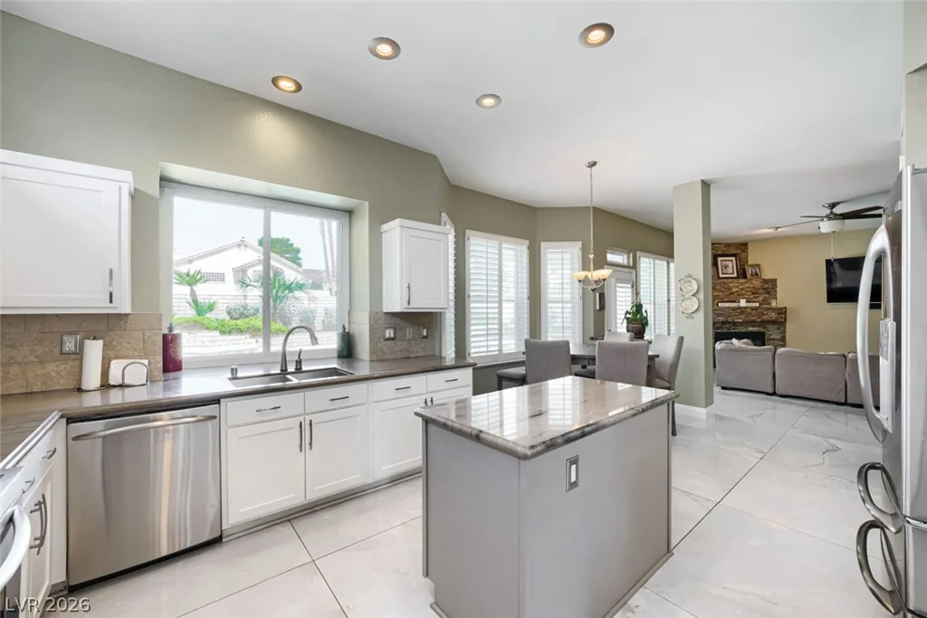 2913 Channel Rock, Las Vegas, NV 89117