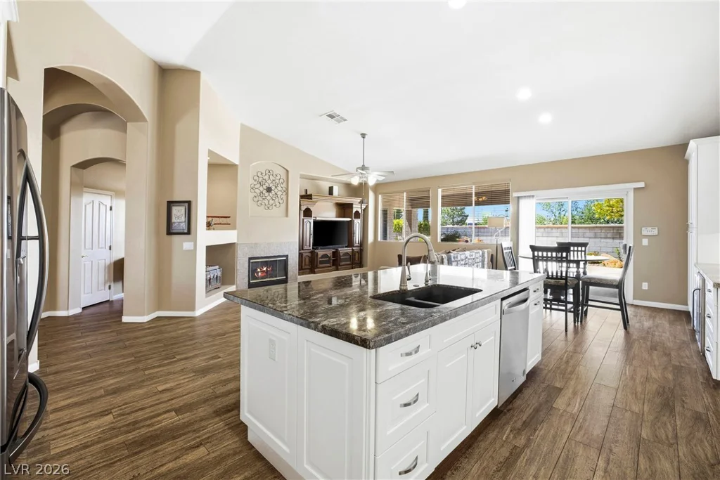 348 Quiet Harbor, Henderson, NV 89052