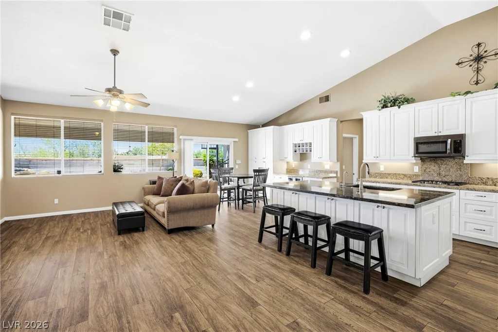 348 Quiet Harbor, Henderson, NV 89052