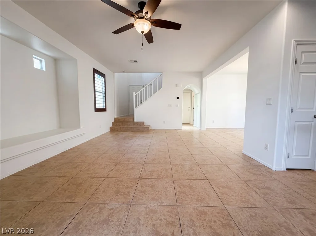 7478 Benlomond, Las Vegas, NV 89179
