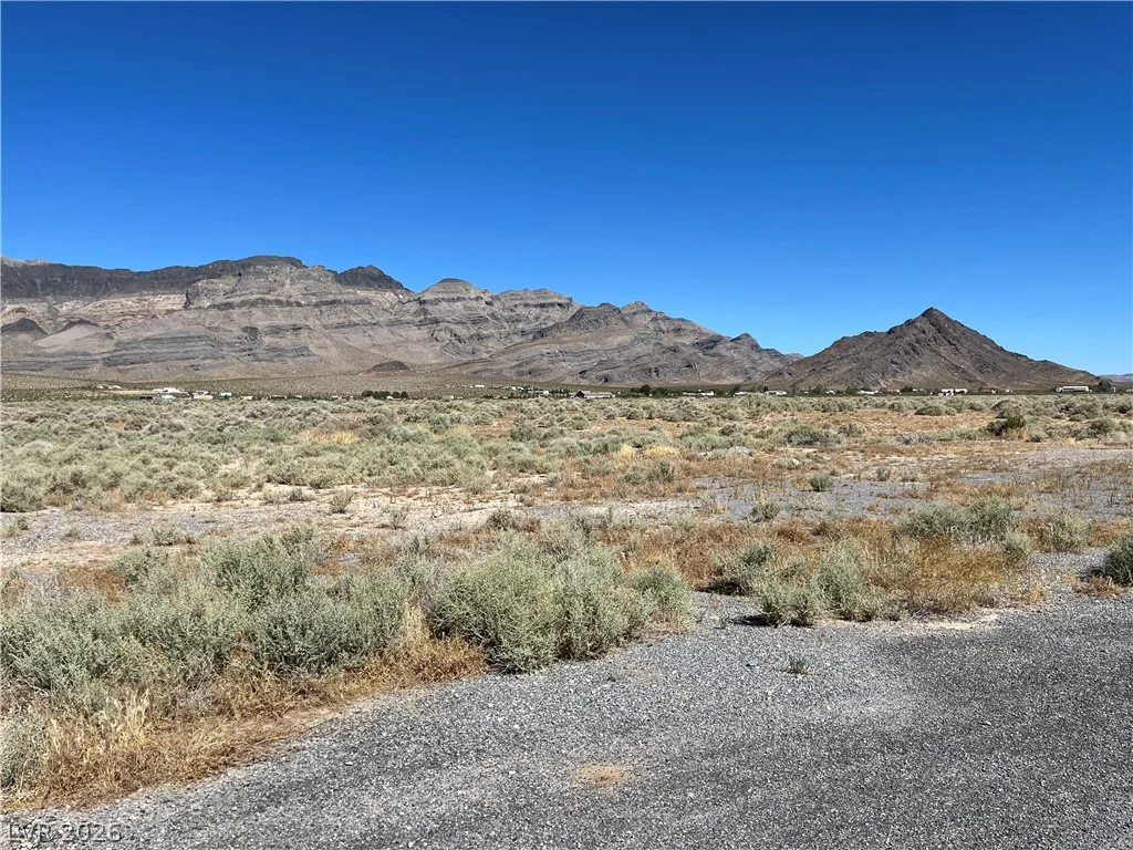 1561 Big Oak, Pahrump, NV 89060