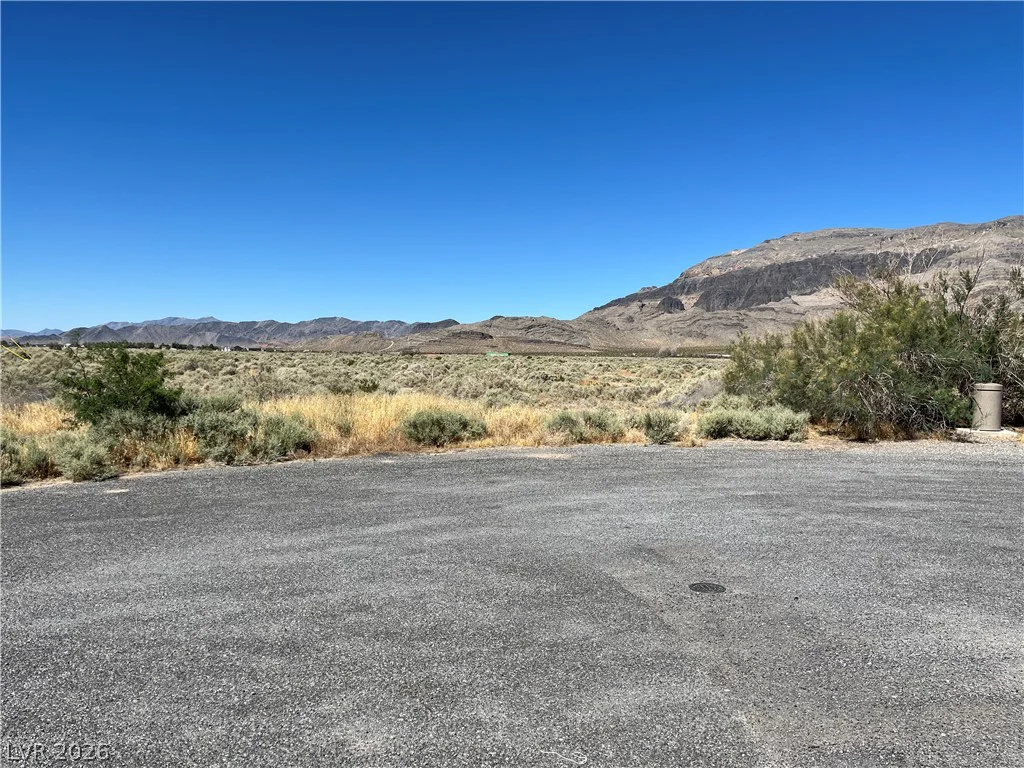1561 Big Oak, Pahrump, NV 89060