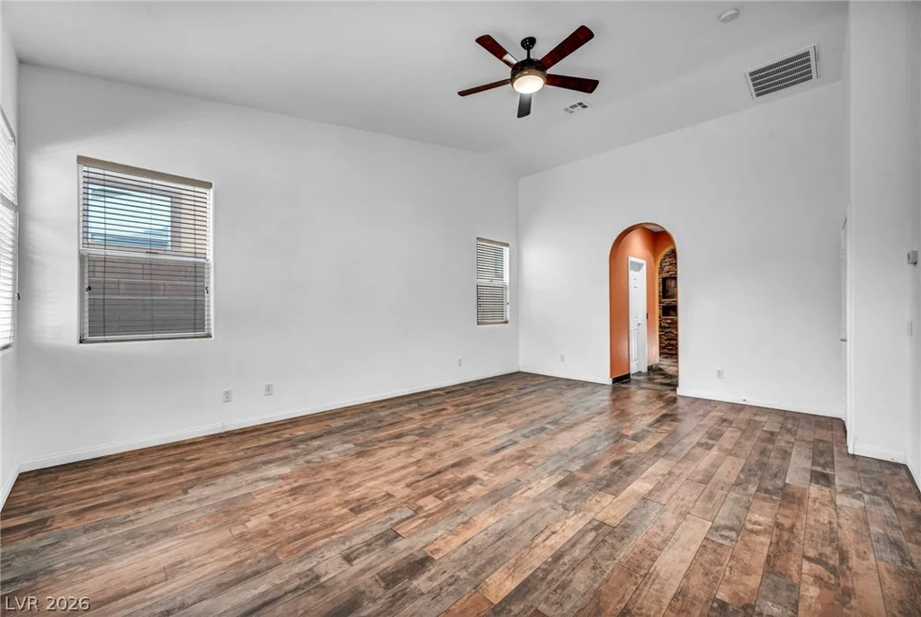 8213 Weeping Springs, Las Vegas, NV 89131