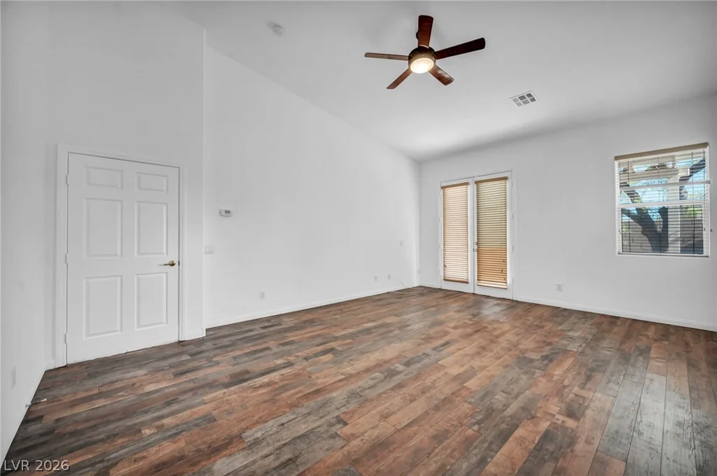 8213 Weeping Springs, Las Vegas, NV 89131