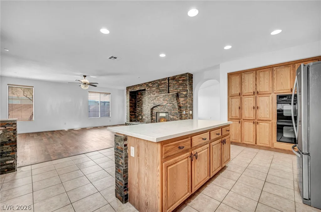 8213 Weeping Springs, Las Vegas, NV 89131