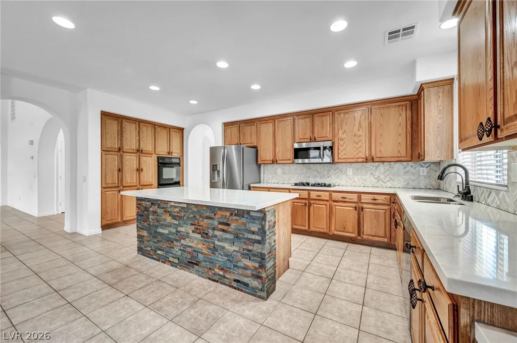 8213 Weeping Springs, Las Vegas, NV 89131