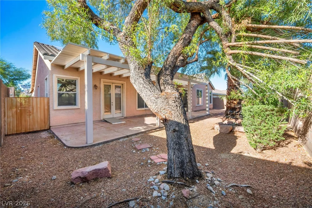 8213 Weeping Springs, Las Vegas, NV 89131
