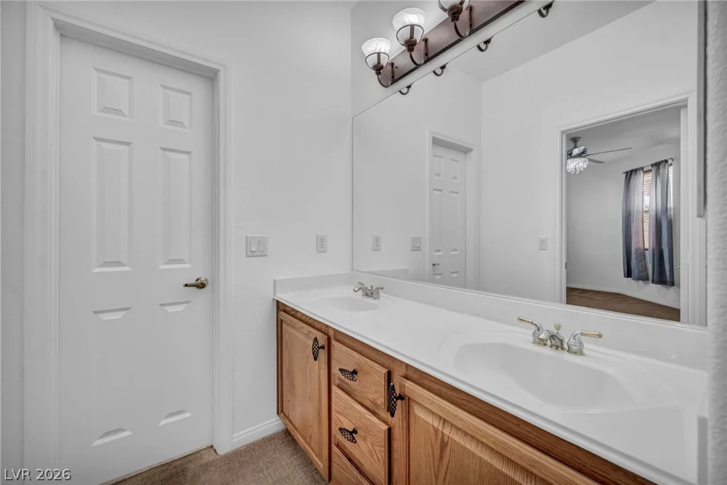 8213 Weeping Springs, Las Vegas, NV 89131