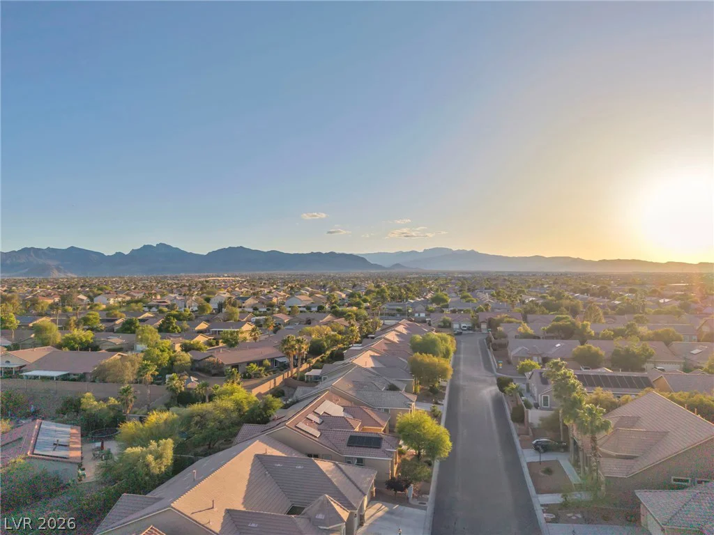 8213 Weeping Springs, Las Vegas, NV 89131