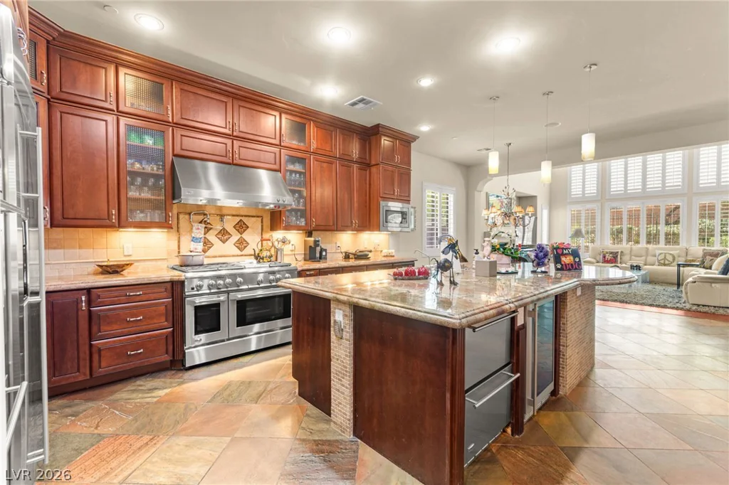 1389 ENCHANTED RIVER, Henderson, NV 89012