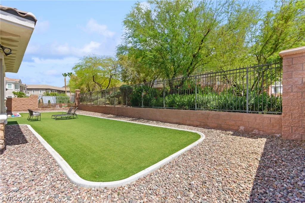 1389 ENCHANTED RIVER, Henderson, NV 89012