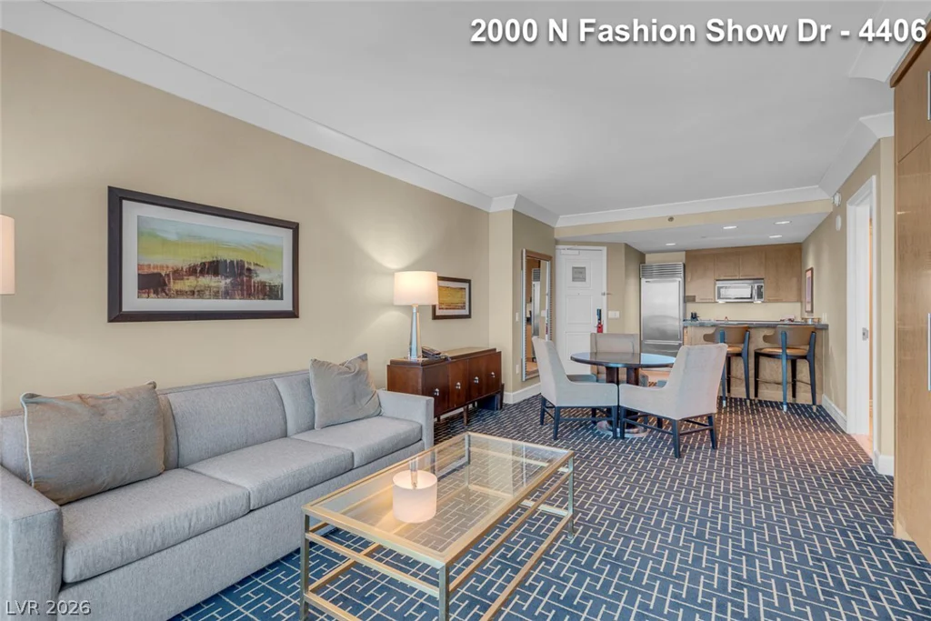 2000 FASHION SHOW, Las Vegas, NV 89109