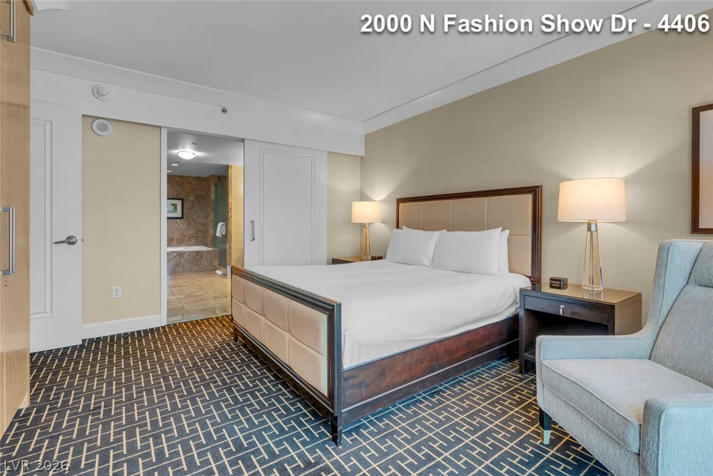 2000 FASHION SHOW, Las Vegas, NV 89109
