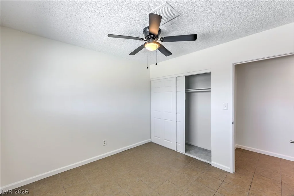 518 Duchess, North Las Vegas, NV 89030