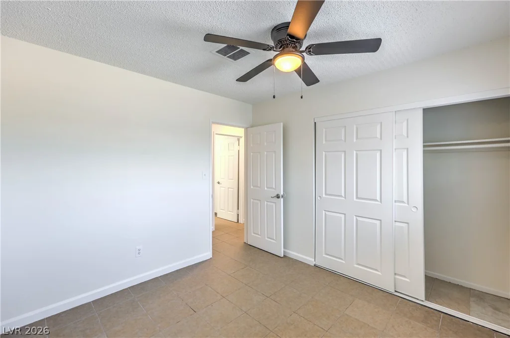 518 Duchess, North Las Vegas, NV 89030