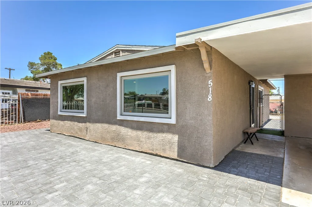 518 Duchess, North Las Vegas, NV 89030
