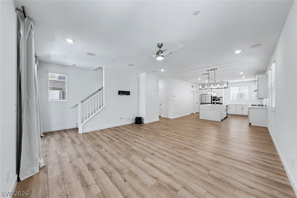 1437 Whistling Kite, Las Vegas, NV 89138