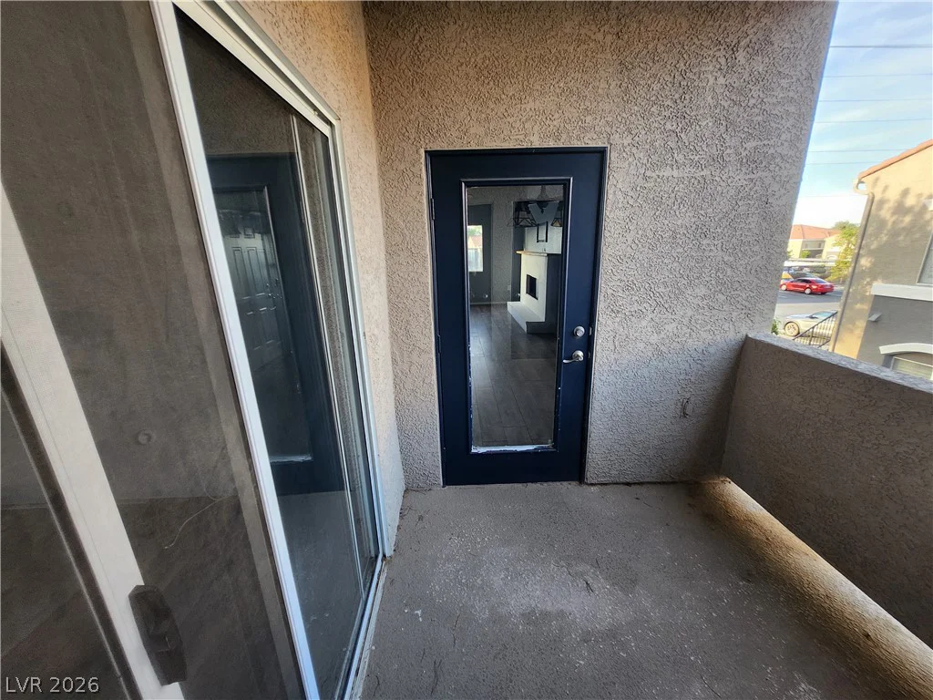10245 Maryland, Las Vegas, NV 89183