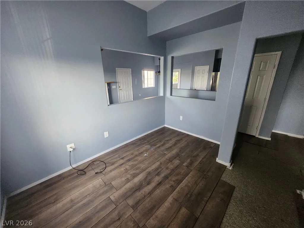 10245 Maryland, Las Vegas, NV 89183