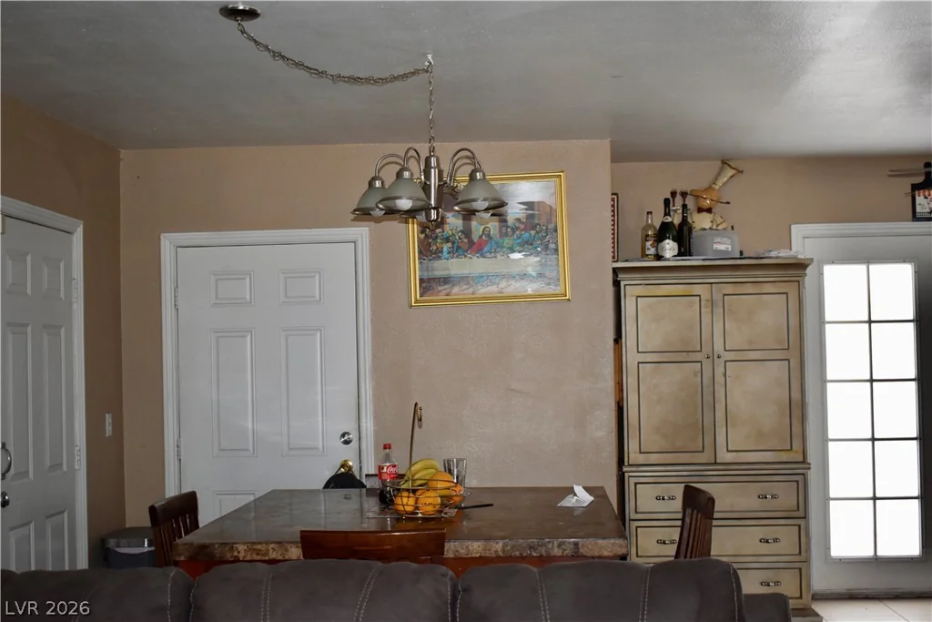 6620 Bourbon, Las Vegas, NV 89107
