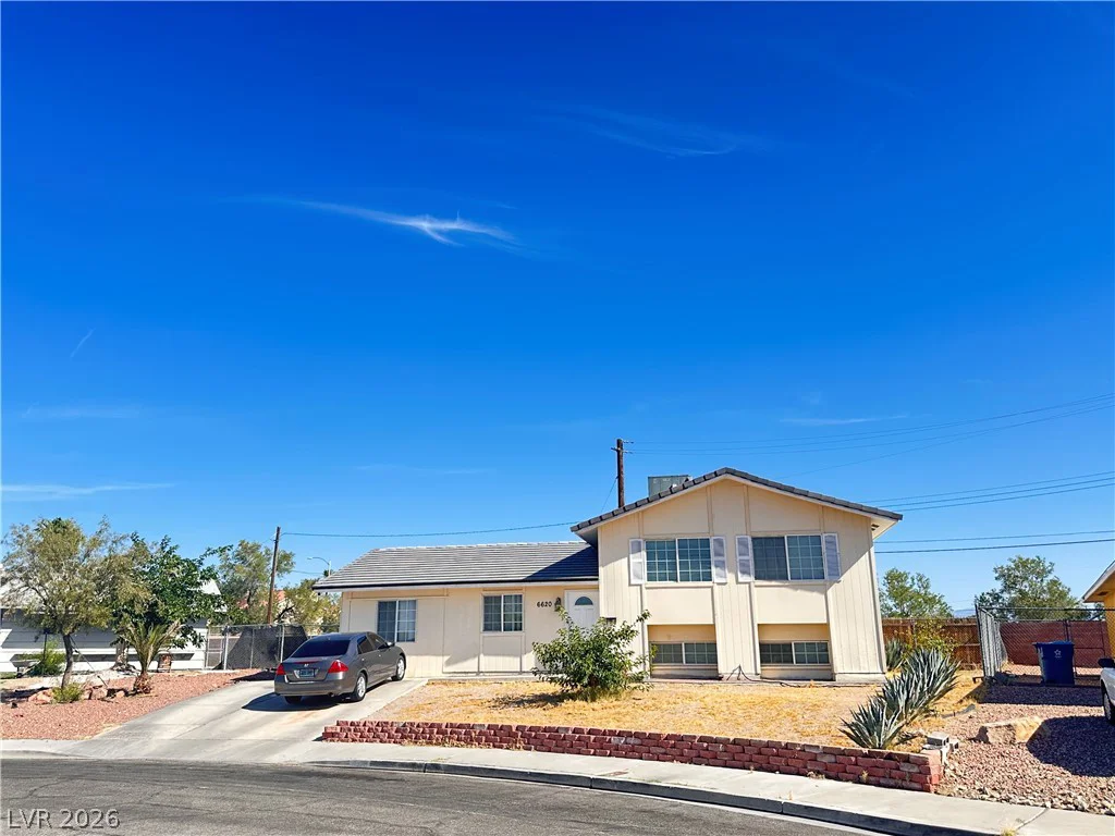 6620 Bourbon, Las Vegas, NV 89107