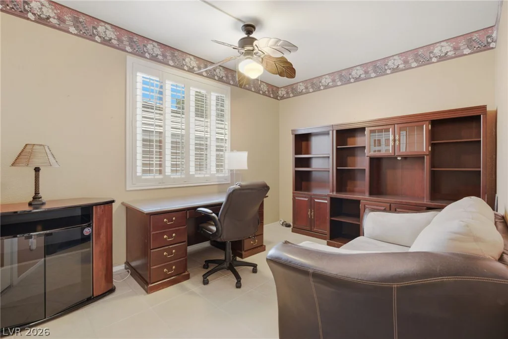 9190 Naples, Las Vegas, NV 89147