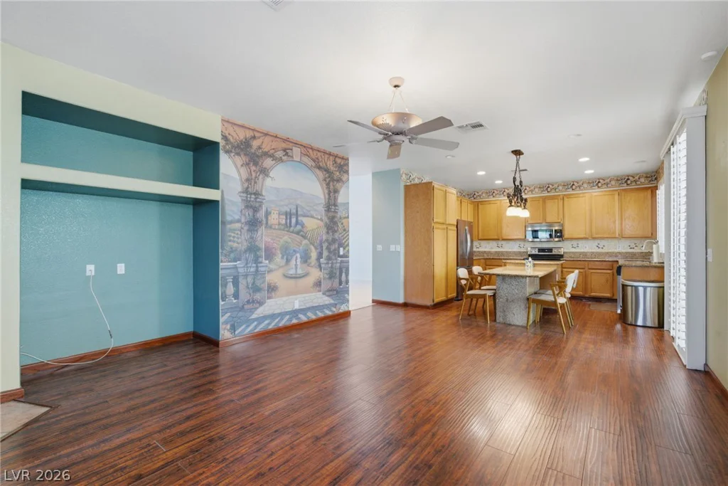 9190 Naples, Las Vegas, NV 89147