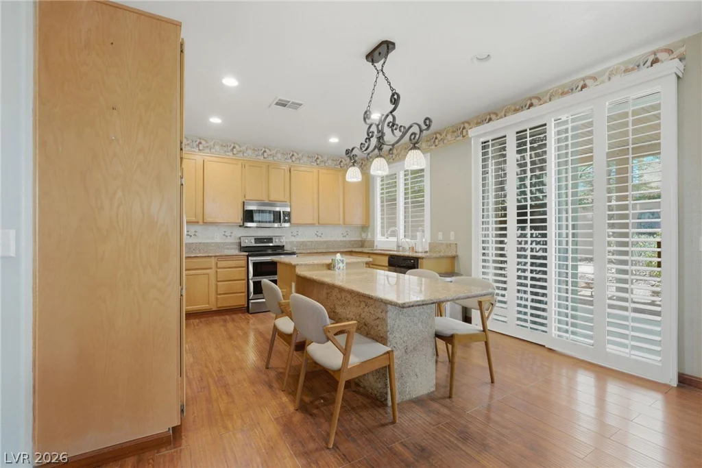 9190 Naples, Las Vegas, NV 89147