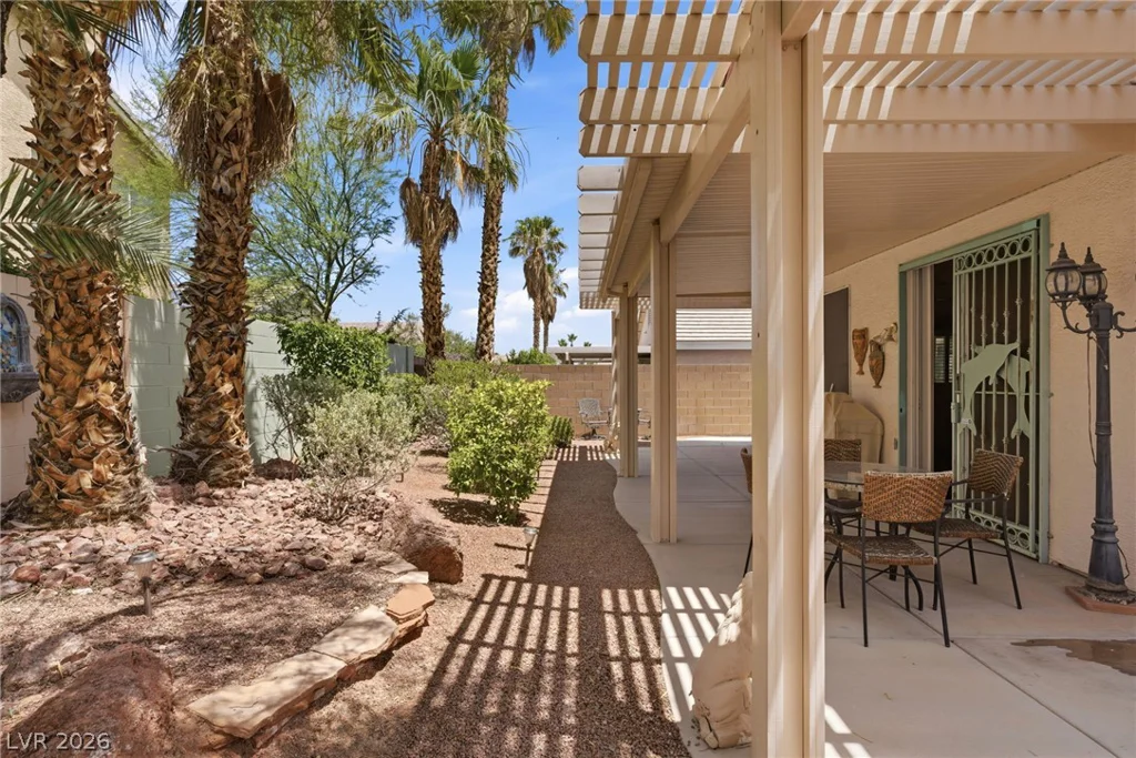 9190 Naples, Las Vegas, NV 89147