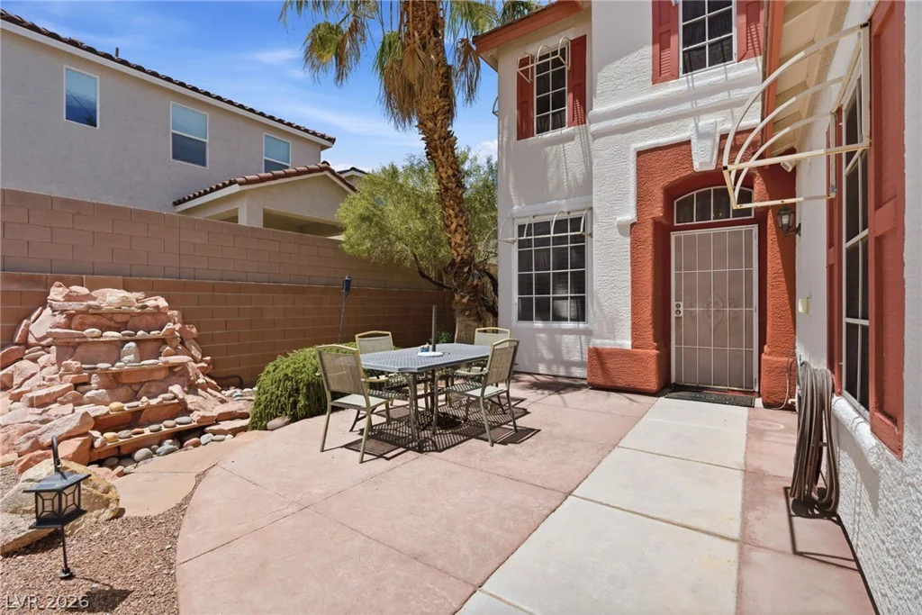 9190 Naples, Las Vegas, NV 89147