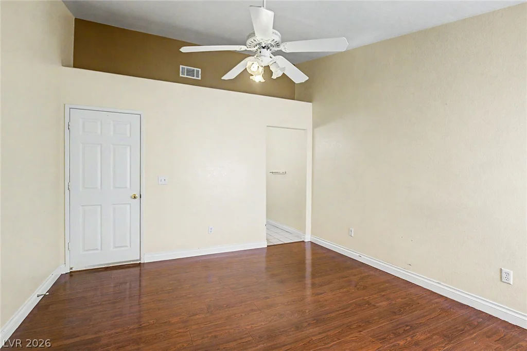 2725 Nellis, Las Vegas, NV 89121