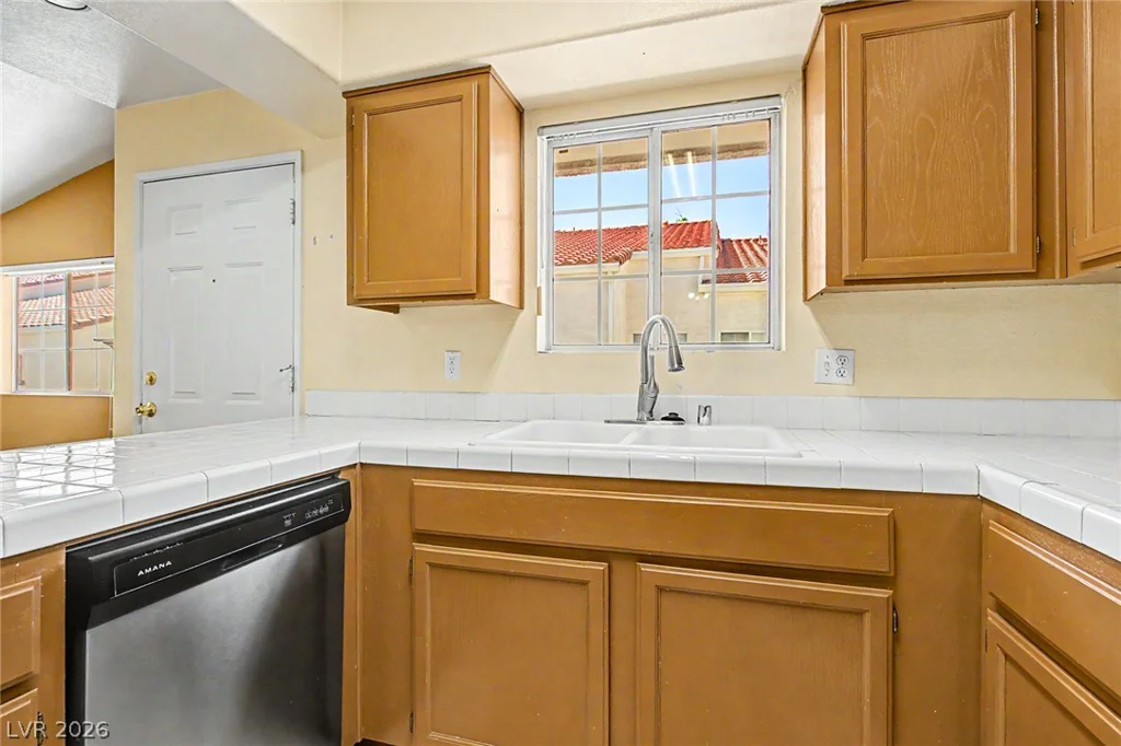 2725 Nellis, Las Vegas, NV 89121