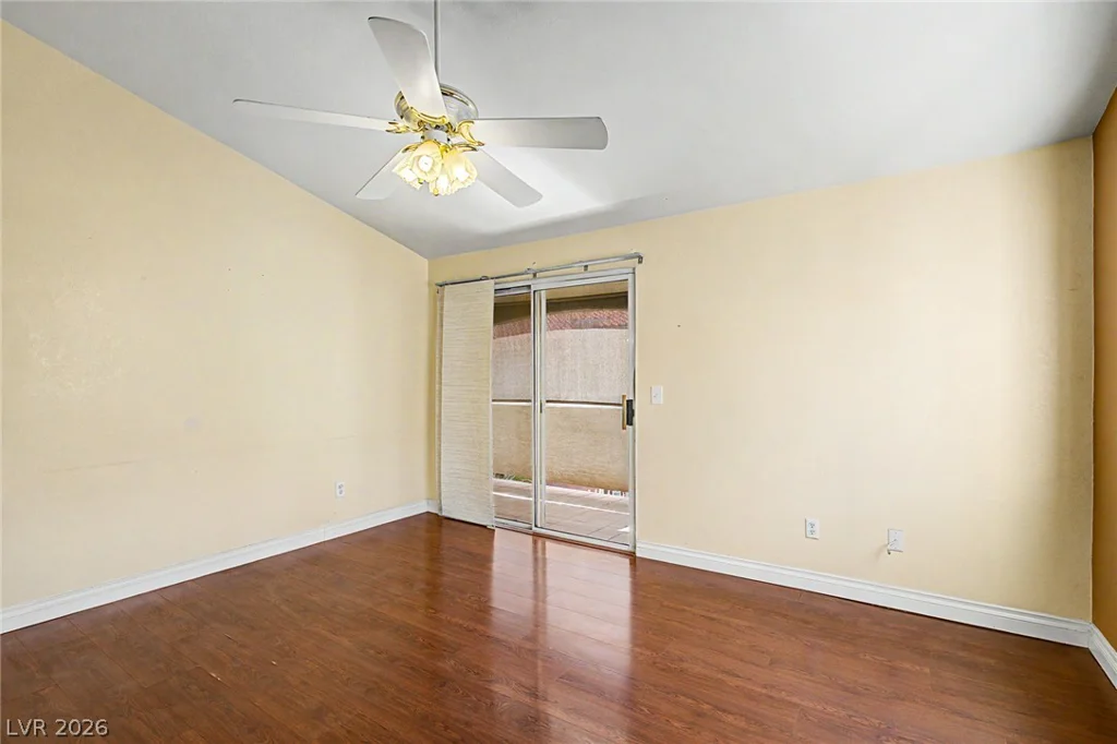 2725 Nellis, Las Vegas, NV 89121