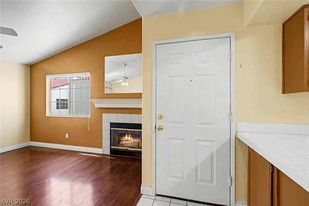 2725 Nellis, Las Vegas, NV 89121