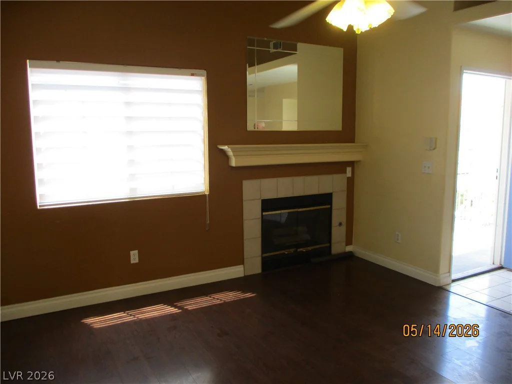 2725 Nellis, Las Vegas, NV 89121