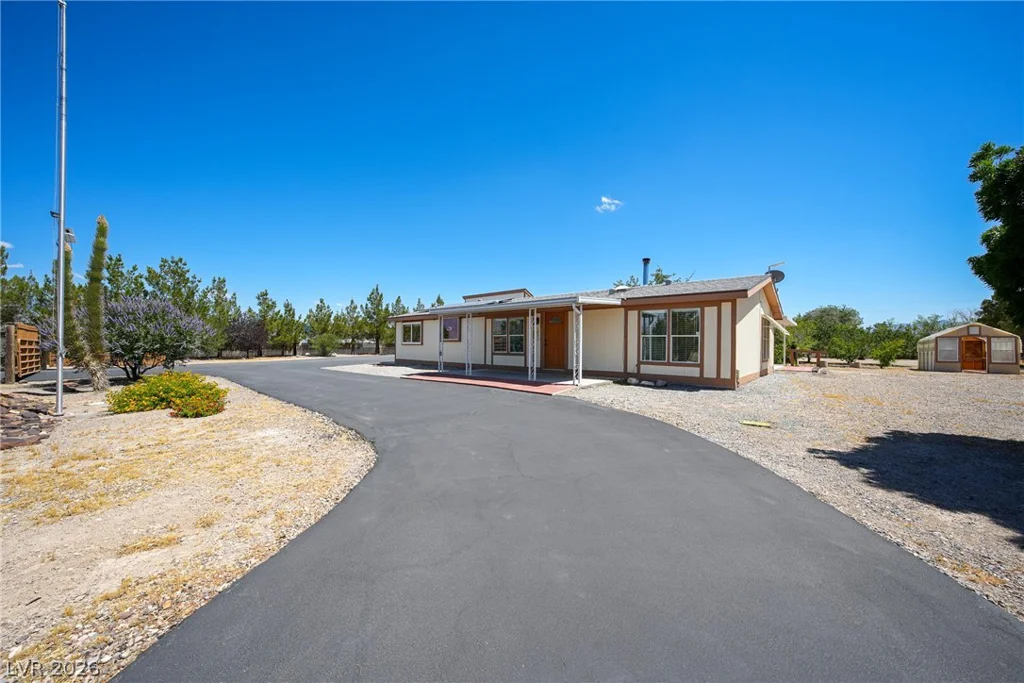 1831 Horn, Pahrump, NV 89048
