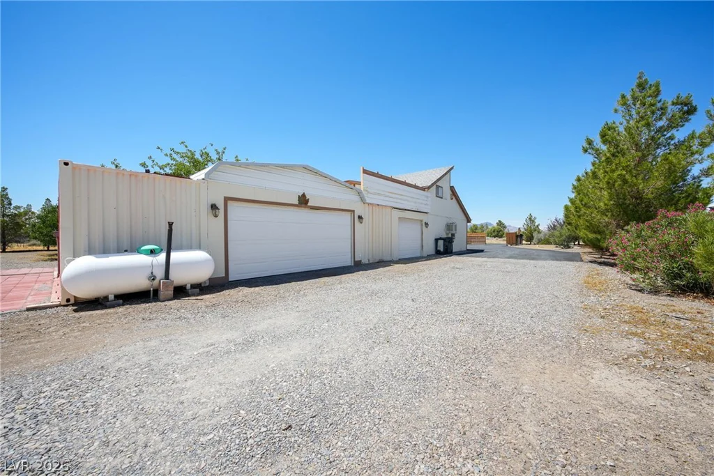 1831 Horn, Pahrump, NV 89048