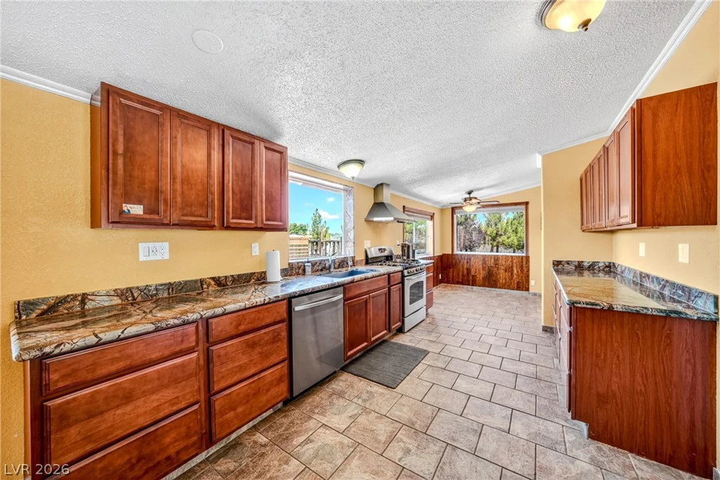 1831 Horn, Pahrump, NV 89048