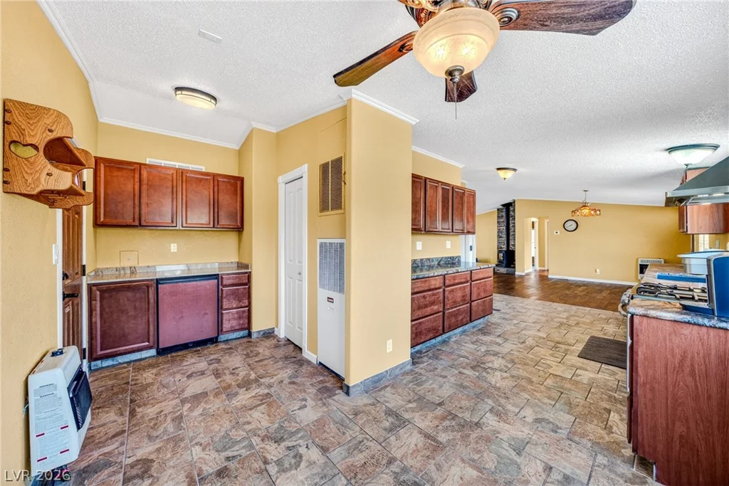 1831 Horn, Pahrump, NV 89048